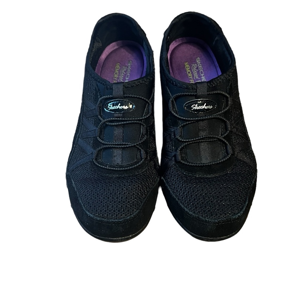 Black Relaxed Fit Skechers with Memory Foam Slip On Size 7